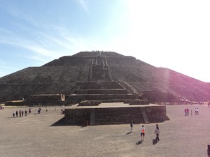 Teotihuacan Tour
